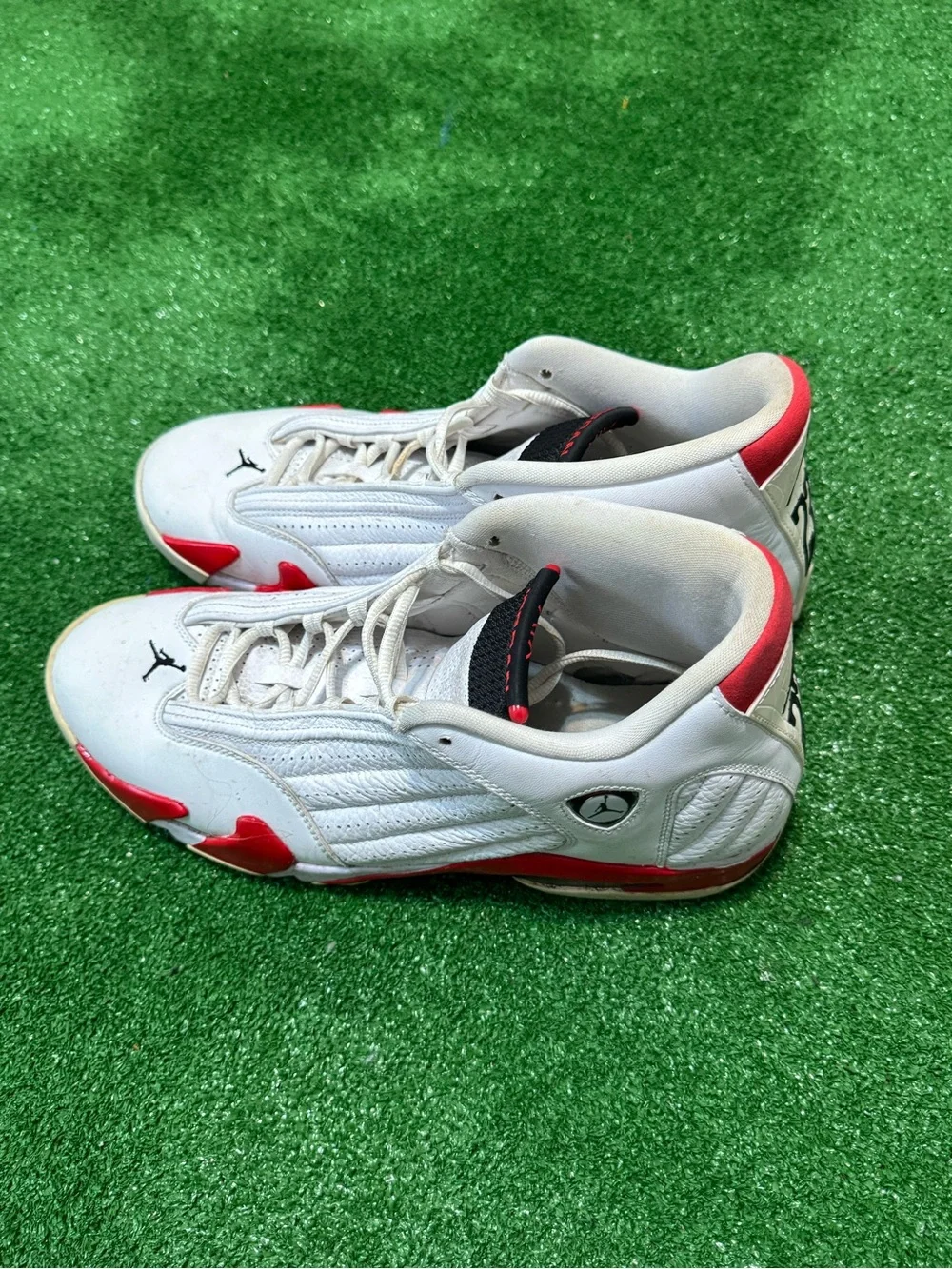 Air Jordan Men’s Retro 14 Candy Cane Sneakers